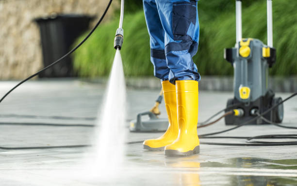 Best Deck Pressure Washing  in Wanakah, NY